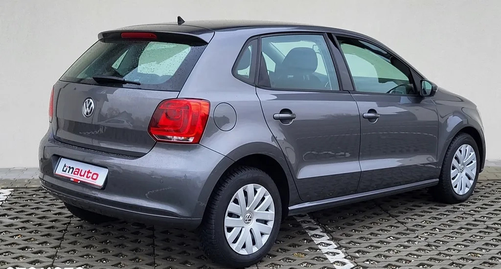 Volkswagen Polo cena 29900 przebieg: 136000, rok produkcji 2014 z Ząbki małe 466